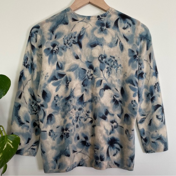 Anne Klein 100% Pure Cashmere 2pc Sweater Set Blue Floral 3/4 Sleeves Size L - Picture 7 of 17